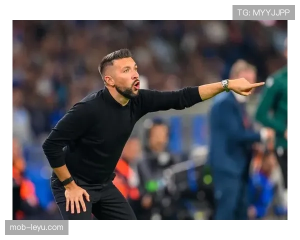 卡利亚里新星闪耀赛场，关键球员稳健发挥助球队豪取连胜