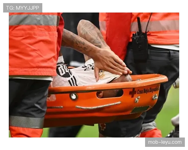 加亚在近期比赛中展现出色防守能力，助力球队后防线持续提升