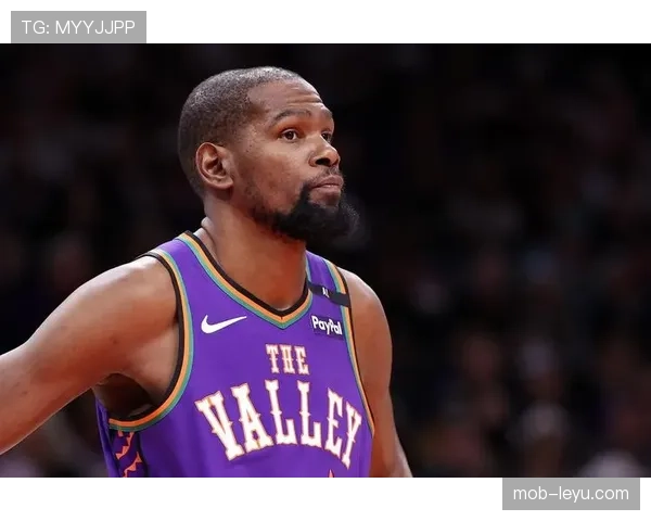 布里奇斯无球跑动为杜兰特创造空位提升三分效率